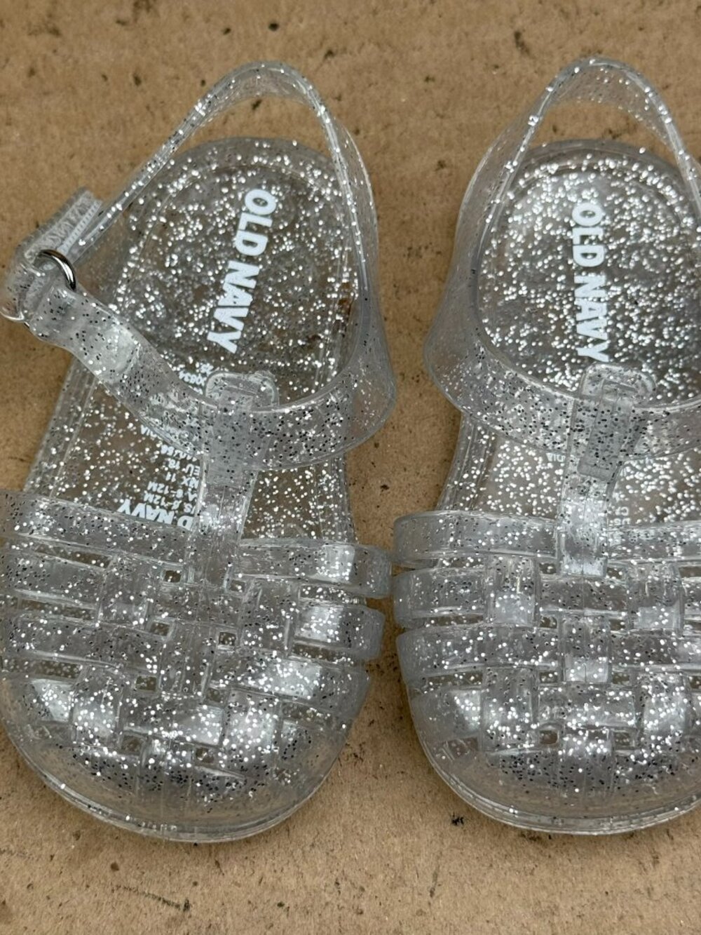 Old Navy Baby Girl Clear Glitter Jelly Sandals Shoes US 6-12M T-Strap Summer